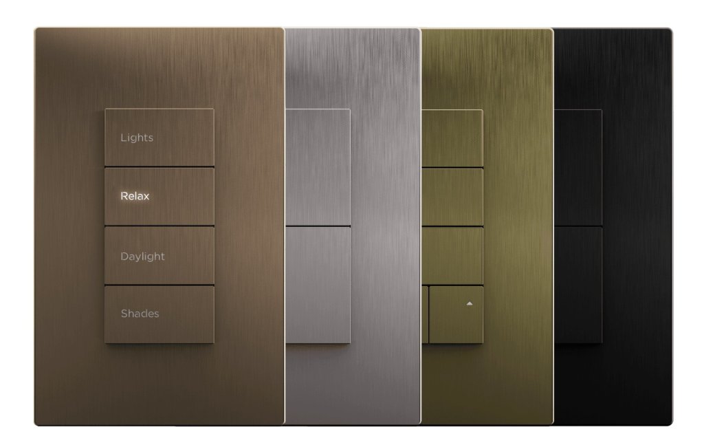 Teclados de pared Savant Ascend con botones de escenas Lights, Relax, Daylight y Shades en cuatro acabados metálicos